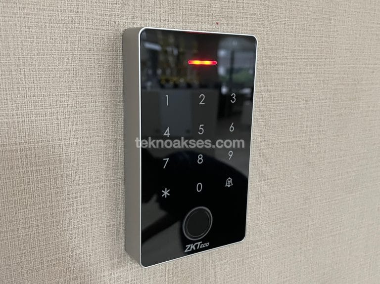 jasa access door kartu